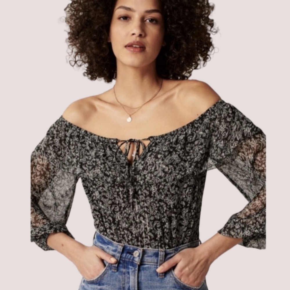 Abercrombie & Fitch Off the Shoulder Black White Floral Sparkle Bodysuit XS